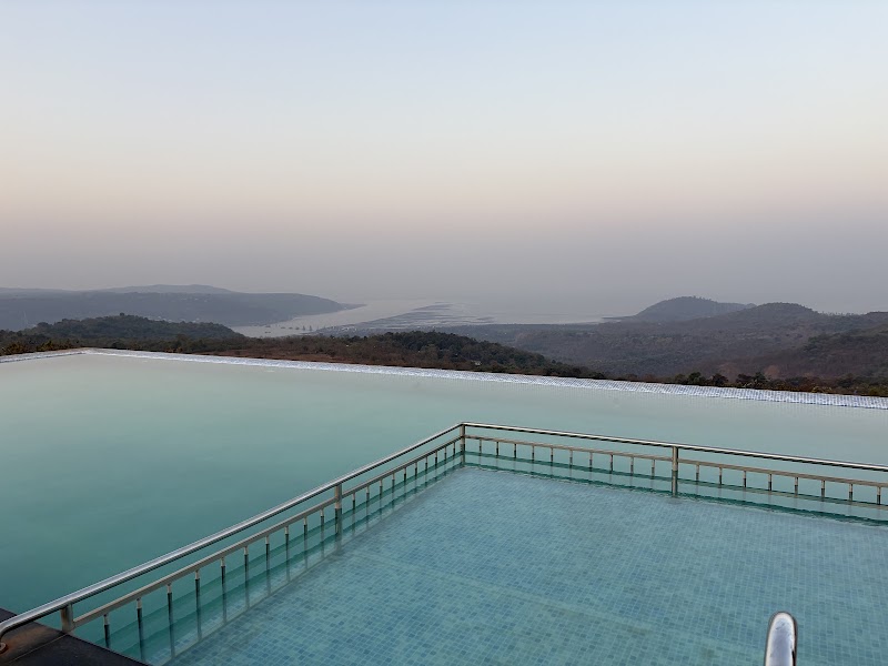 Marine Vista Haven – Mountain View with Pool Near Shrivardhan - Shrivardhan (photo 3)