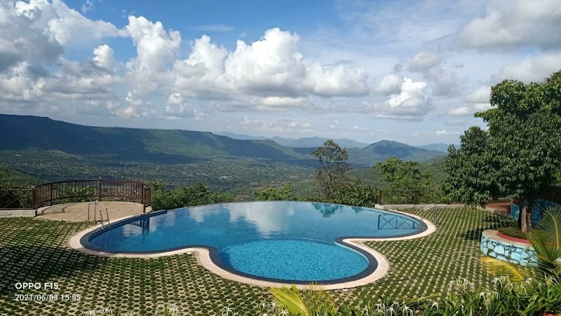 Sky Nest Resort – Mountain View Resort Near Panchgani - Panchgani (photo 3)