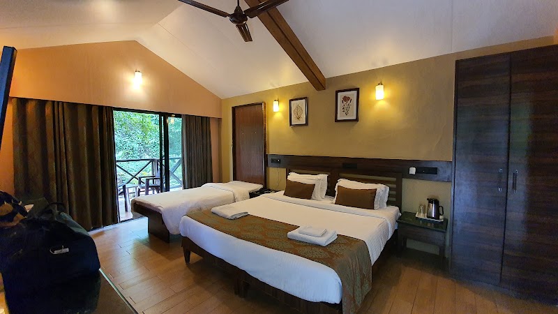 Upper Deck Resort - Lonavala (photo 2)