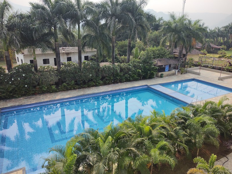 The Kanila Resort – Mountain View Pool Stay Near Karjat - Karjat (photo 3)